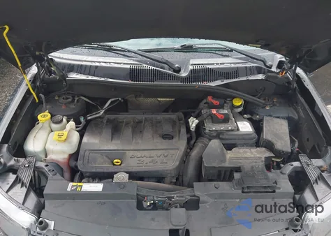 2015 Jeep Compass Latitude из США, поврежденный, VIN 1C4NJDEB1FD324581